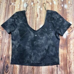 Lululemon Athletica Black and Gray Fitted Crop Align Tee Size 10